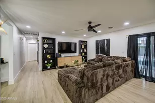 919 W Port Royale Ln, Phoenix, AZ 85023 - Photo 21