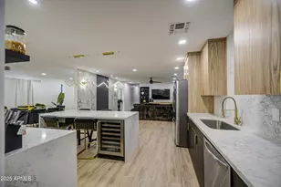 919 W Port Royale Ln, Phoenix, AZ 85023 - Photo 17