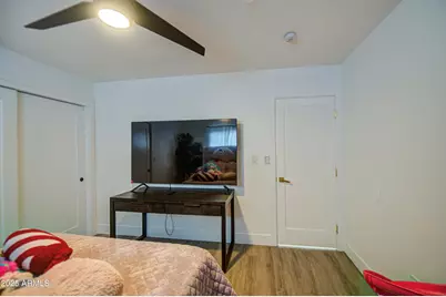 919 W Port Royale Lane, Phoenix, AZ 85023 - Photo 35