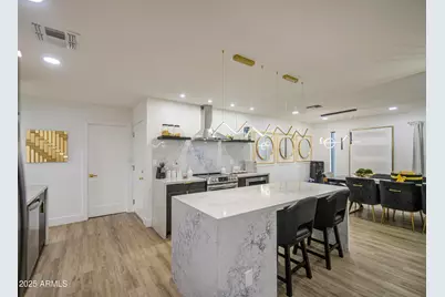 919 W Port Royale Lane, Phoenix, AZ 85023 - Photo 15