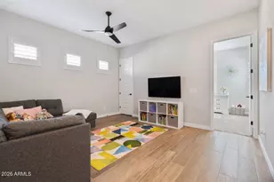 10523 E Thornton Ave, Mesa, AZ 85212 - Photo 25