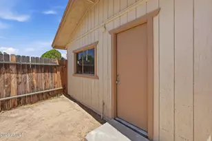 4028 W Gardenia Ave, Phoenix, AZ 85051 - Photo 31