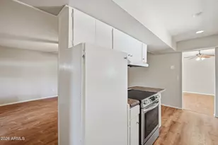 4028 W Gardenia Ave, Phoenix, AZ 85051 - Photo 9