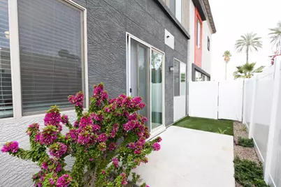2950 N 38th Street #13, Phoenix, AZ 85018 - Photo 17