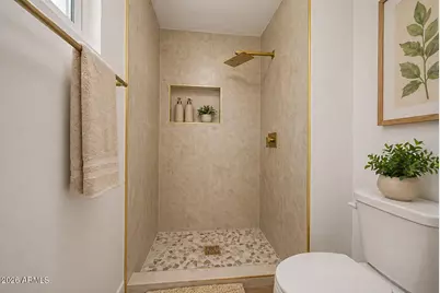 3908 E Capitan Dreyfus Avenue, Phoenix, AZ 85032 - Photo 23