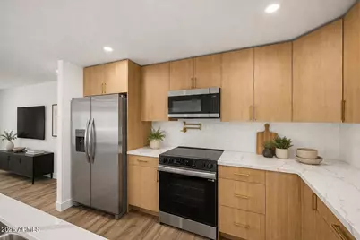3908 E Capitan Dreyfus Avenue, Phoenix, AZ 85032 - Photo 11