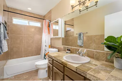 4408 W Yorkshire Drive, Glendale, AZ 85308 - Photo 25