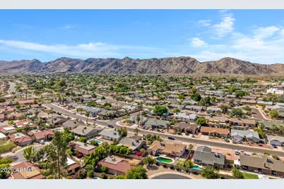 4211 E Ahwatukee Drive, Phoenix, AZ 85044 - Photo 37