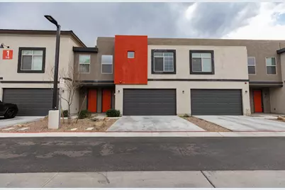 2950 N 38th Street #14, Phoenix, AZ 85018 - Photo 1