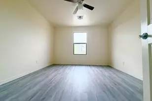 3213 W Donner Dr, Phoenix, AZ 85041 - Photo 3