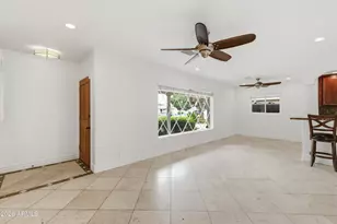 1924 E Coolidge St, Phoenix, AZ 85016 - Photo 13