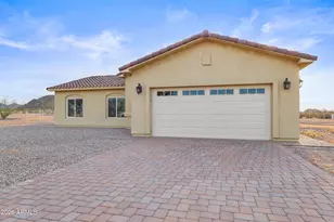 158 N Pettoshas Dr, Maricopa, AZ 85139 - Photo 3
