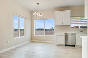 158 N Pettoshas Dr, Maricopa, AZ 85139 - Photo 7