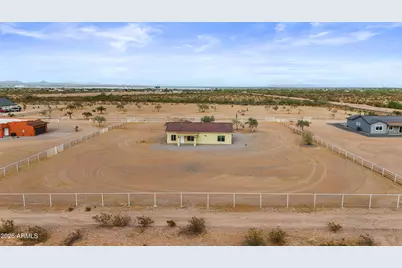 158 N Pettoshas Drive, Maricopa, AZ 85139 - Photo 25