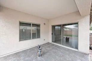 36950 W Mondragone Ln, Maricopa, AZ 85138 - Photo 7