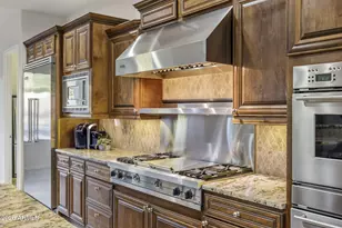 3950 E Patrick Ln, Phoenix, AZ 85050 - Photo 5