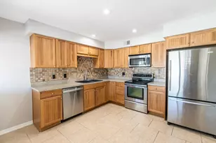 8050 E Clarendon Ave, Scottsdale, AZ 85251 - Photo 5