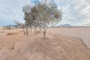 43104 W Catalina Dr, Tonopah, AZ 85354 - Photo 17