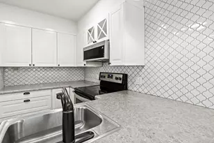 1717 E Union Hills Dr, Phoenix, AZ 85024 - Photo 17