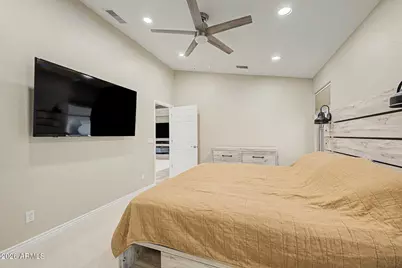 6436 W Saddlehorn Road, Phoenix, AZ 85083 - Photo 19