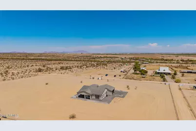 40461 W Robles Road, Maricopa, AZ 85138 - Photo 47