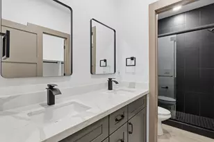 2805 E Trumbull Rd, Phoenix, AZ 85040 - Photo 25