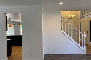 3927 E Lavender Ln, Phoenix, AZ 85044 - Photo 11