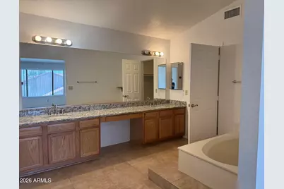 3927 E Lavender Lane, Phoenix, AZ 85044 - Photo 37