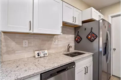 13347 W Stonebrook Drive, Sun City West, AZ 85375 - Photo 17