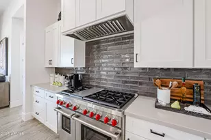 1752 E Creek Canyon Rd, Phoenix, AZ 85086 - Photo 9