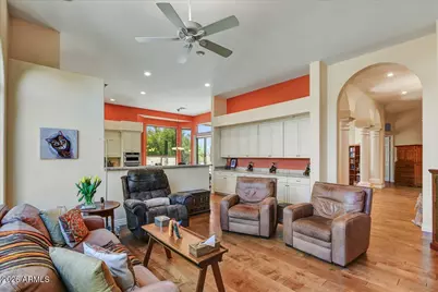 22439 N 45th Place, Phoenix, AZ 85050 - Photo 9