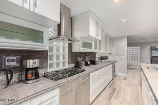 8325 E Crestwood Way, Scottsdale, AZ 85250 - Photo 31