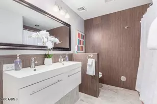 8325 E Crestwood Way, Scottsdale, AZ 85250 - Photo 25