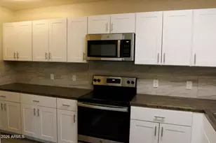 3824 N 8th Ave, Phoenix, AZ 85013 - Photo 11