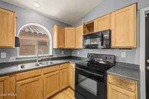 15283 W Eureka Trail, Surprise, AZ 85374 - Photo 17