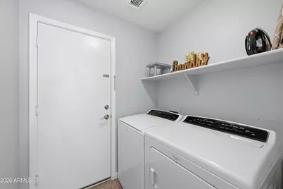 1834 W Amberwood Drive, Phoenix, AZ 85045 - Photo 29