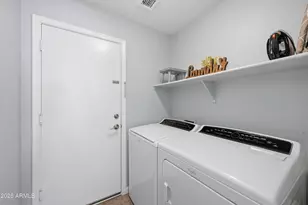 1834 W Amberwood Dr, Phoenix, AZ 85045 - Photo 29