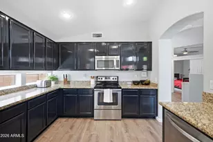 1834 W Amberwood Dr, Phoenix, AZ 85045 - Photo 11