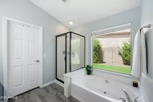 1834 W Amberwood Dr, Phoenix, AZ 85045 - Photo 23