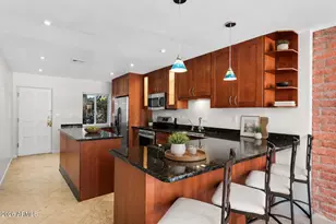 3002 N 32nd St, Phoenix, AZ 85018 - Photo 3