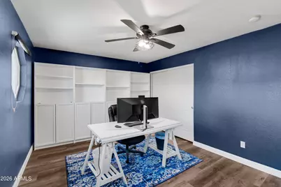 10610 W Country Club Trail, Peoria, AZ 85383 - Photo 31