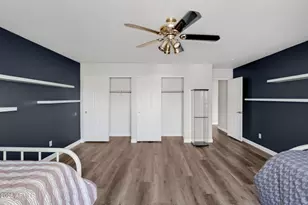 10610 W Country Club Trail, Peoria, AZ 85383 - Photo 29