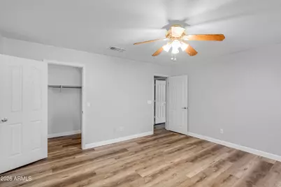 10610 W Country Club Trail, Peoria, AZ 85383 - Photo 27