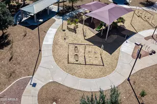 10610 W Country Club Trail, Peoria, AZ 85383 - Photo 53
