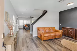 10610 W Country Club Trail, Peoria, AZ 85383 - Photo 5