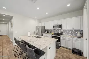 18406 W Sunbelt Dr, Surprise, AZ 85374 - Photo 9