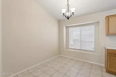 921 E Montoya Lane, Phoenix, AZ 85024 - Photo 9