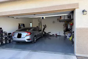 7217 W Golden Ln, Peoria, AZ 85345 - Photo 3