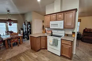 6960 W Peoria Ave, Peoria, AZ 85345 - Photo 9