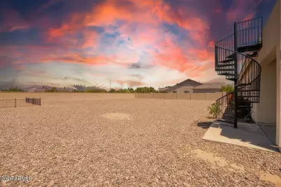 8428 S 16th Drive, Phoenix, AZ 85041 - Photo 19